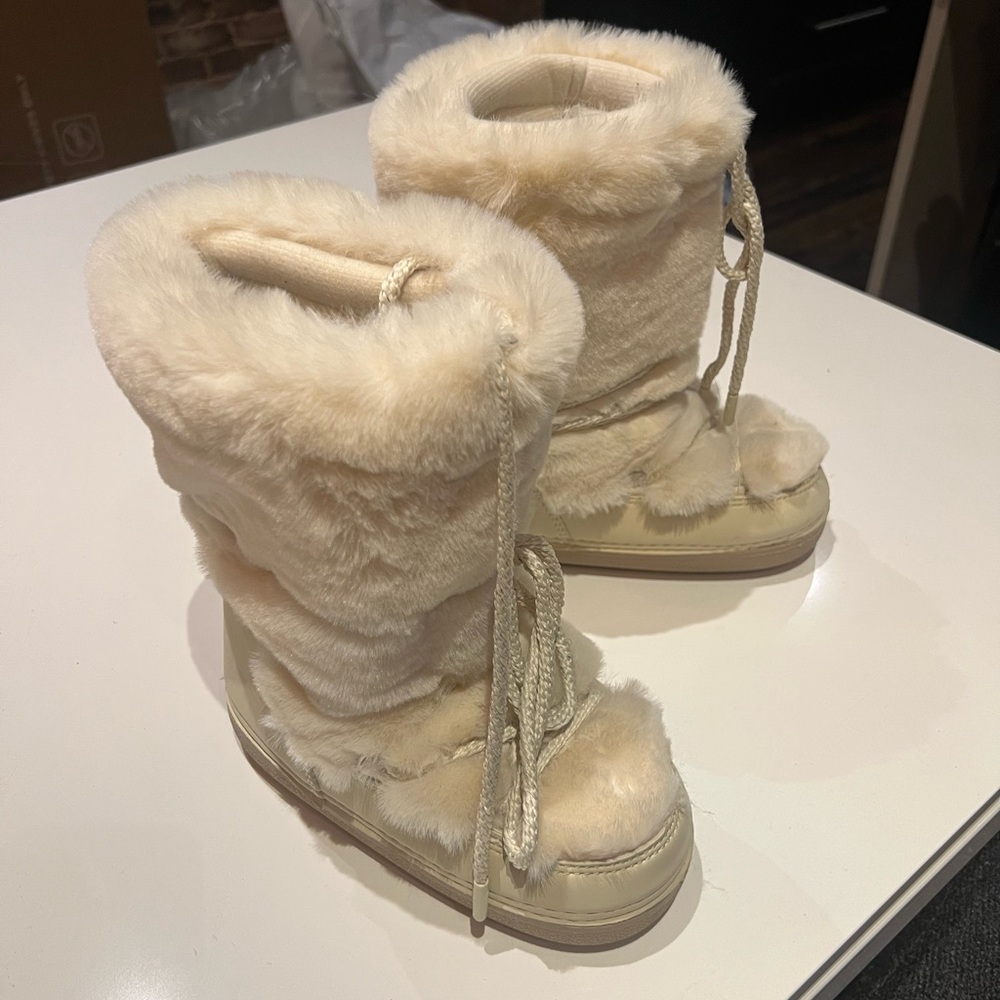 NEW Fur Snow Boots